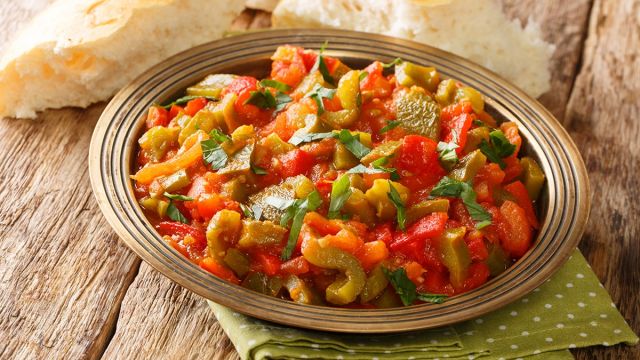 Reteta Tocanita De Ardei Cu Legume