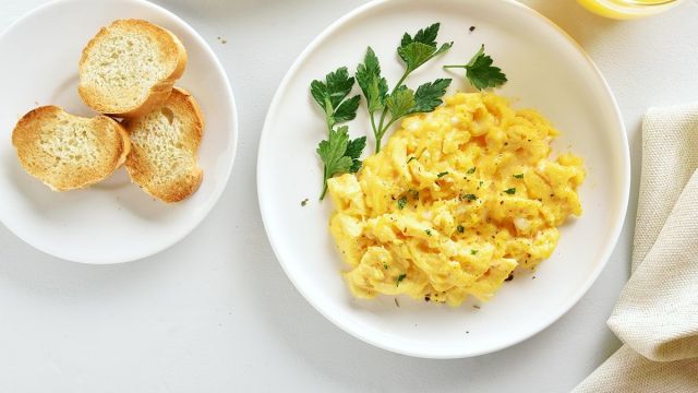 Reteta Scramble Eggs